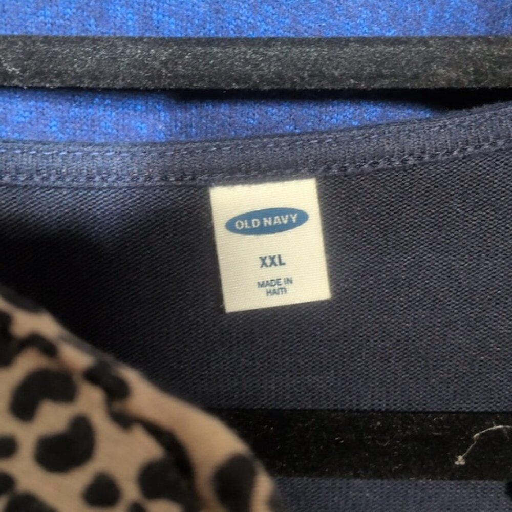 Women's Bundle of Casual Tops, Size XXL, New & NWOT - Picture 5 of 8